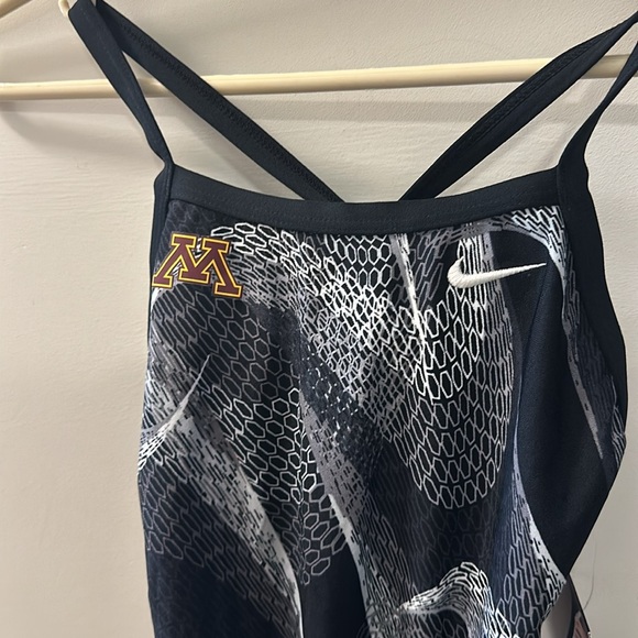 Minnesota gophers training swim suit - Picture 2 of 5